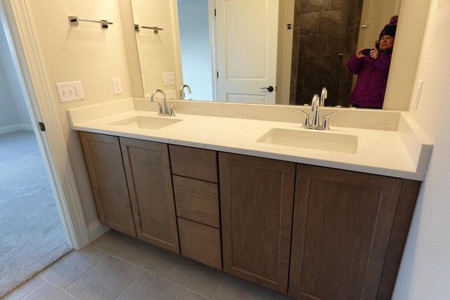 1795 Arbor Vista PLACE, West Bend, WI 53095