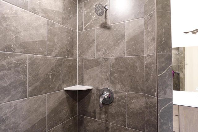 1795 Arbor Vista PLACE, West Bend, WI 53095