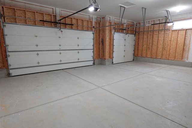 1795 Arbor Vista PLACE, West Bend, WI 53095