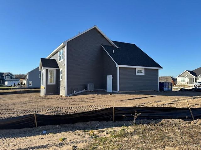 1795 Arbor Vista PLACE, West Bend, WI 53095