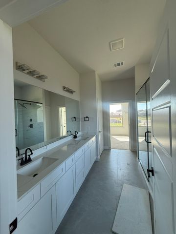 1832 Noble Court, Grand Prairie, TX 75052