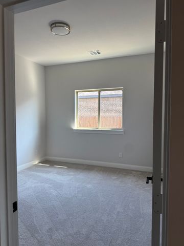 1832 Noble Court, Grand Prairie, TX 75052