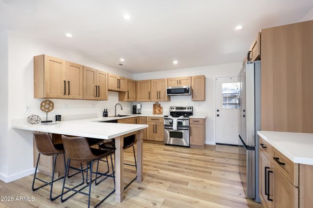 940 E CARIBOU Road, Munds Park, AZ 86017