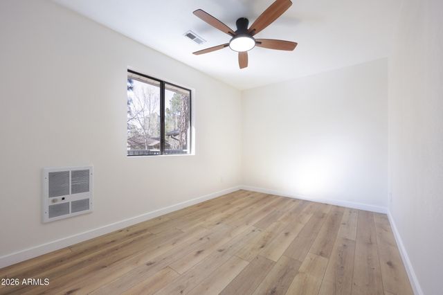 940 E CARIBOU Road, Munds Park, AZ 86017