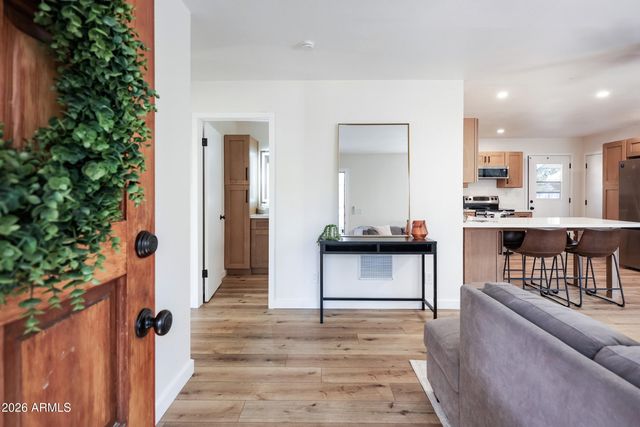 940 E CARIBOU Road, Munds Park, AZ 86017