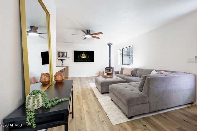 940 E CARIBOU Road, Munds Park, AZ 86017