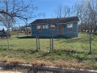 813 Foster Street, Navasota, TX 77868