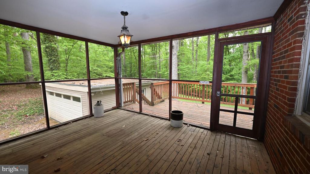 Image 14 of property listing at 14116 DUCKETT RD, Brandywine, MD 20613
