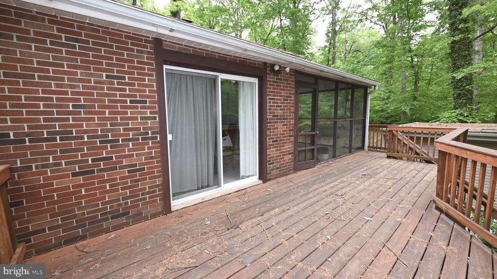 Image 18 of property listing at 14116 DUCKETT RD, Brandywine, MD 20613