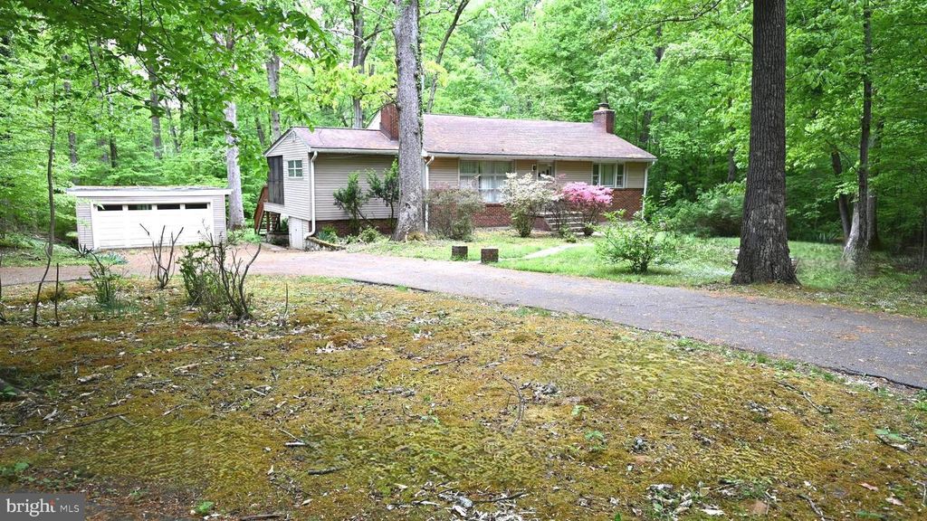 Image 2 of property listing at 14116 DUCKETT RD, Brandywine, MD 20613