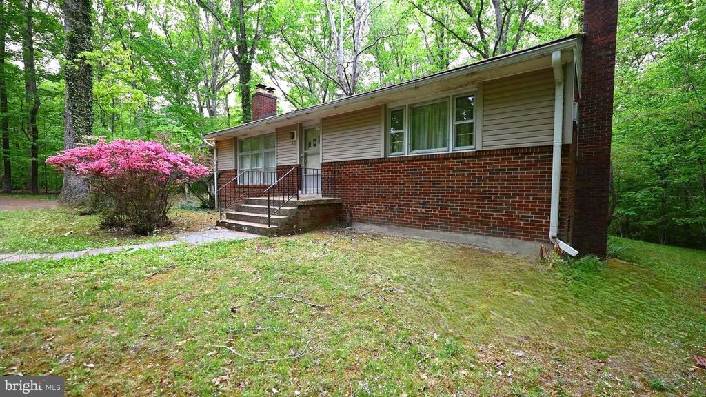 Image 20 of property listing at 14116 DUCKETT RD, Brandywine, MD 20613