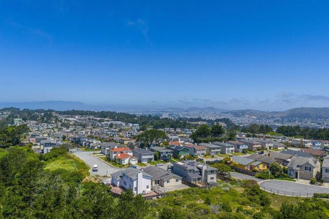 654 Imperial Drive, Pacifica, CA 94044