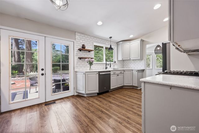 8440 Homestead Avenue NE, Olympia, WA 98516
