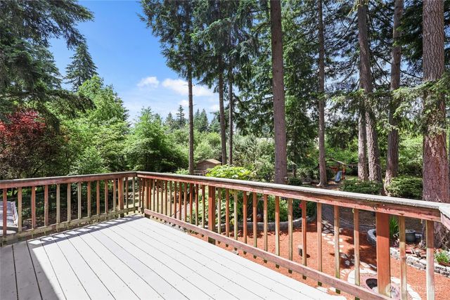 8440 Homestead Avenue NE, Olympia, WA 98516
