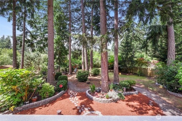 8440 Homestead Avenue NE, Olympia, WA 98516