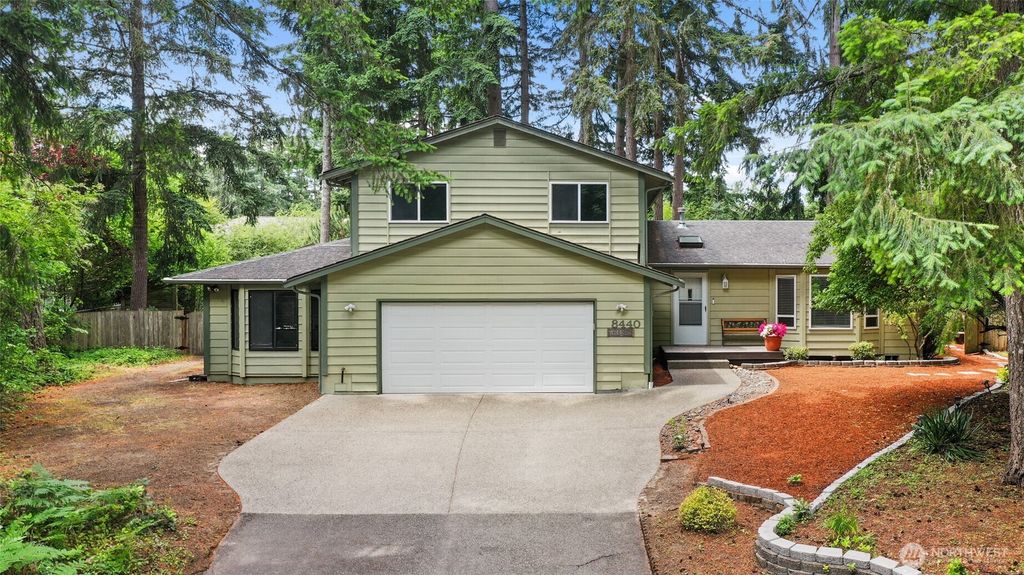 8440 Homestead Avenue NE, Olympia, WA 98516