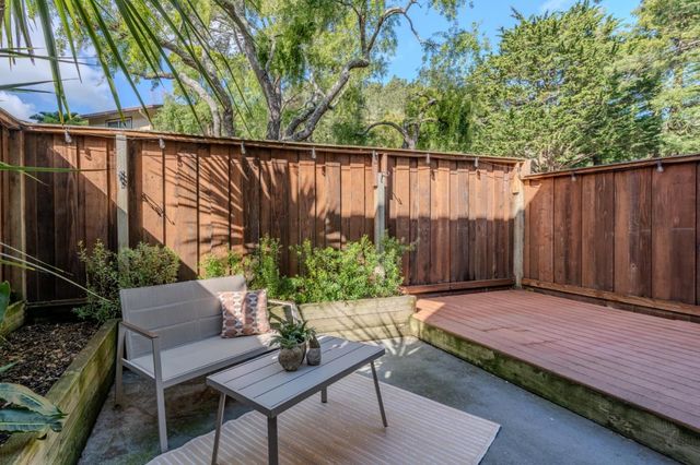 1039 Oddstad Boulevard, Pacifica, CA 94044