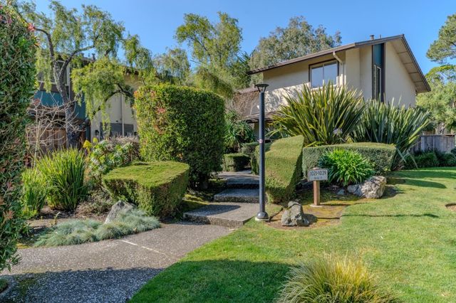 1039 Oddstad Boulevard, Pacifica, CA 94044