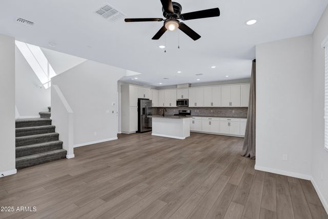 679 E FURNESS Drive 101, Gilbert, AZ 85297