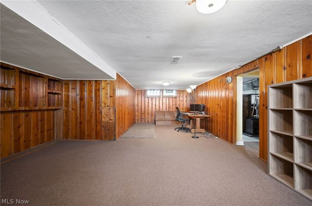 4250 Eastway Road, South Euclid, OH 44121