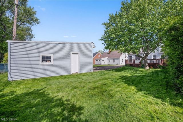 4250 Eastway Road, South Euclid, OH 44121