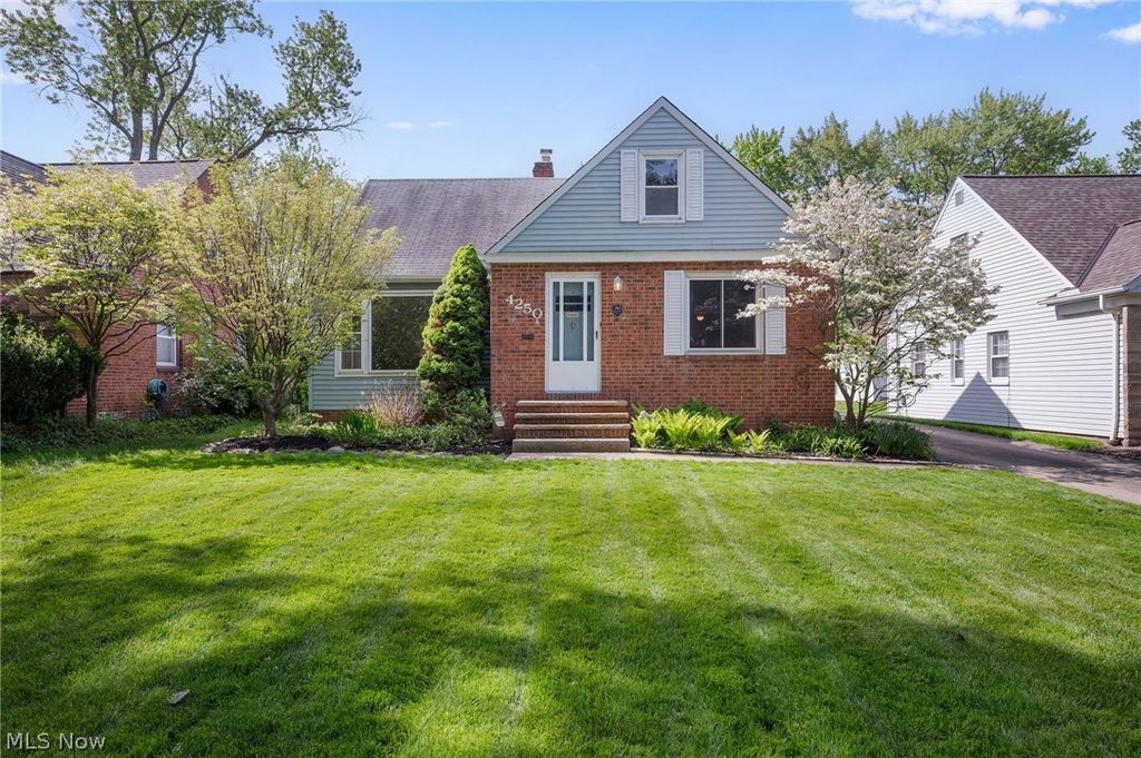 4250 Eastway Road, South Euclid, OH 44121