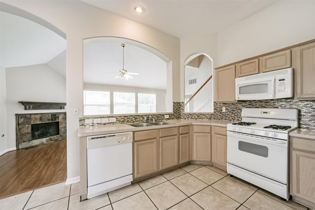 408 Mystic Glen Loop, Kingwood, TX 77339