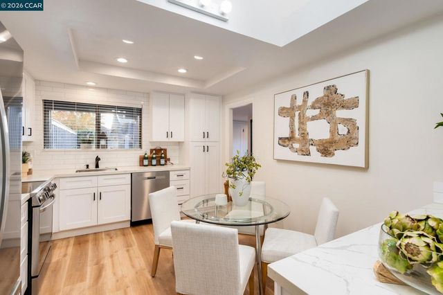 1942 1942 Rancho Verde Circle E, Danville, CA 94526