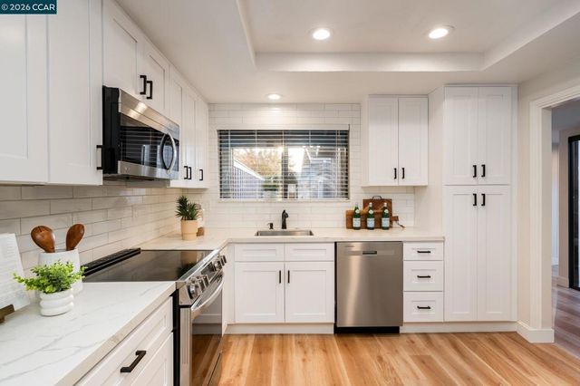 1942 1942 Rancho Verde Circle E, Danville, CA 94526