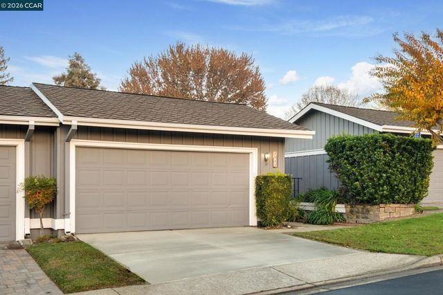 1942 1942 Rancho Verde Circle E, Danville, CA 94526