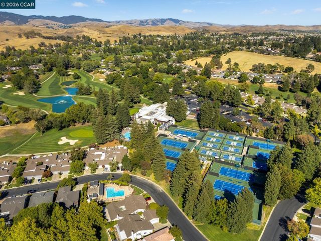 1942 1942 Rancho Verde Circle E, Danville, CA 94526