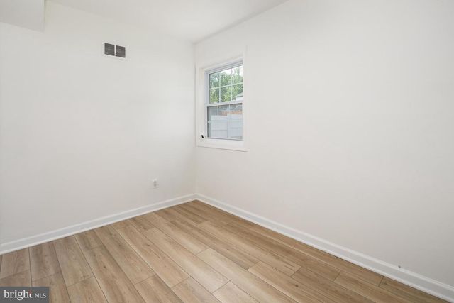 285 MANASSAS DR, Manassas Park, VA 20111