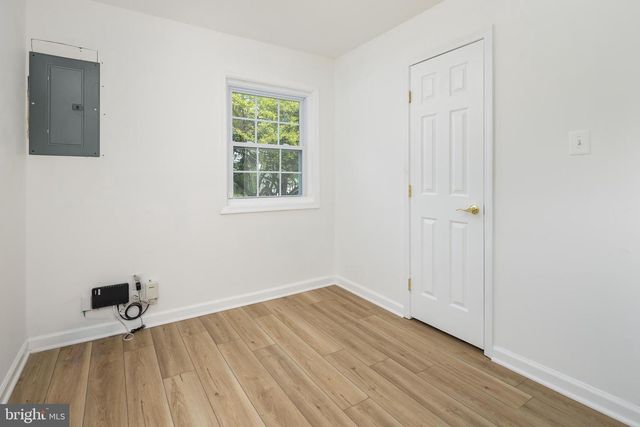 285 MANASSAS DR, Manassas Park, VA 20111