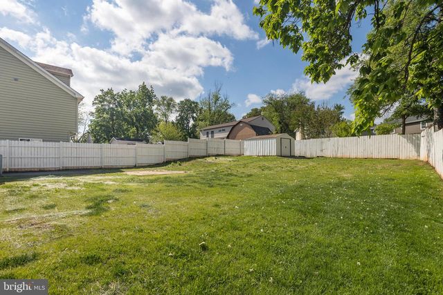 285 MANASSAS DR, Manassas Park, VA 20111
