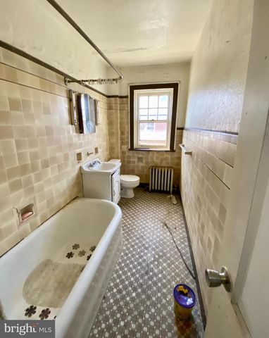 1107 MRTN KING JR, Trenton, NJ 08638