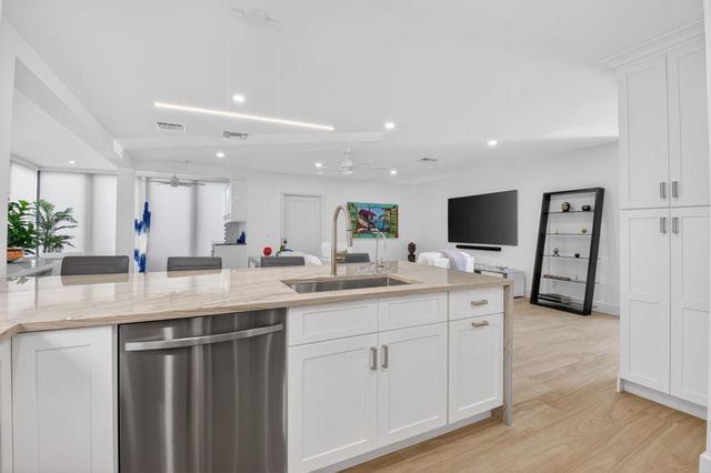 19355 Sabal Lake Drive 5031, Boca Raton, FL 33434