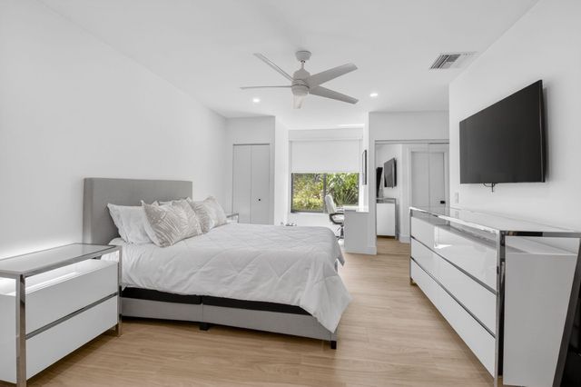 19355 Sabal Lake Drive 5031, Boca Raton, FL 33434