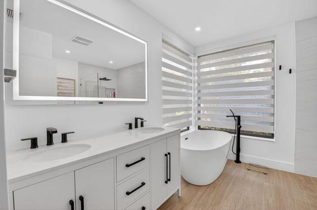 19355 Sabal Lake Drive 5031, Boca Raton, FL 33434