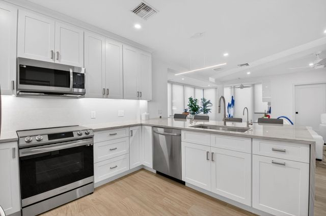 19355 Sabal Lake Drive 5031, Boca Raton, FL 33434