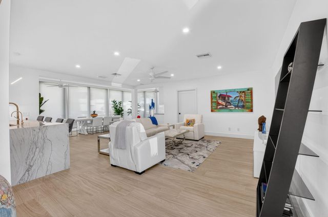 19355 Sabal Lake Drive 5031, Boca Raton, FL 33434