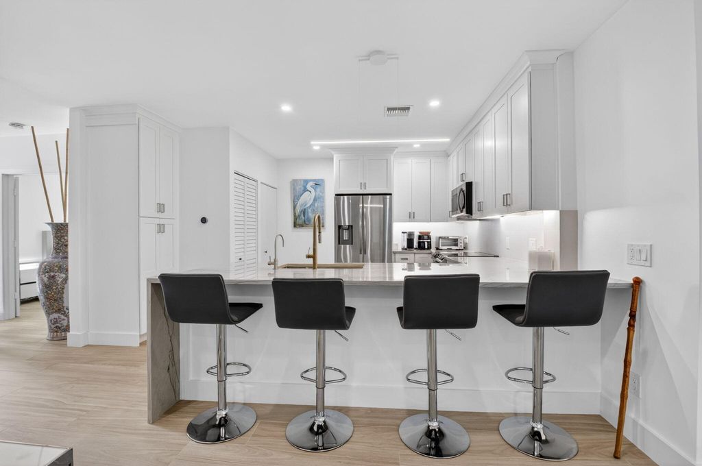 19355 Sabal Lake Drive 5031, Boca Raton, FL 33434