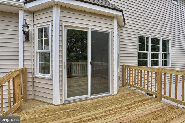 03 ROLLING MEADOW RD, Lebanon, PA 17046