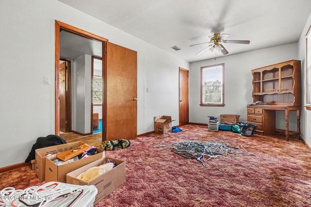 1948 MONTWARD Road, Jacksonville, FL 32218