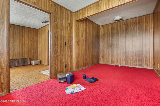 1948 MONTWARD Road, Jacksonville, FL 32218