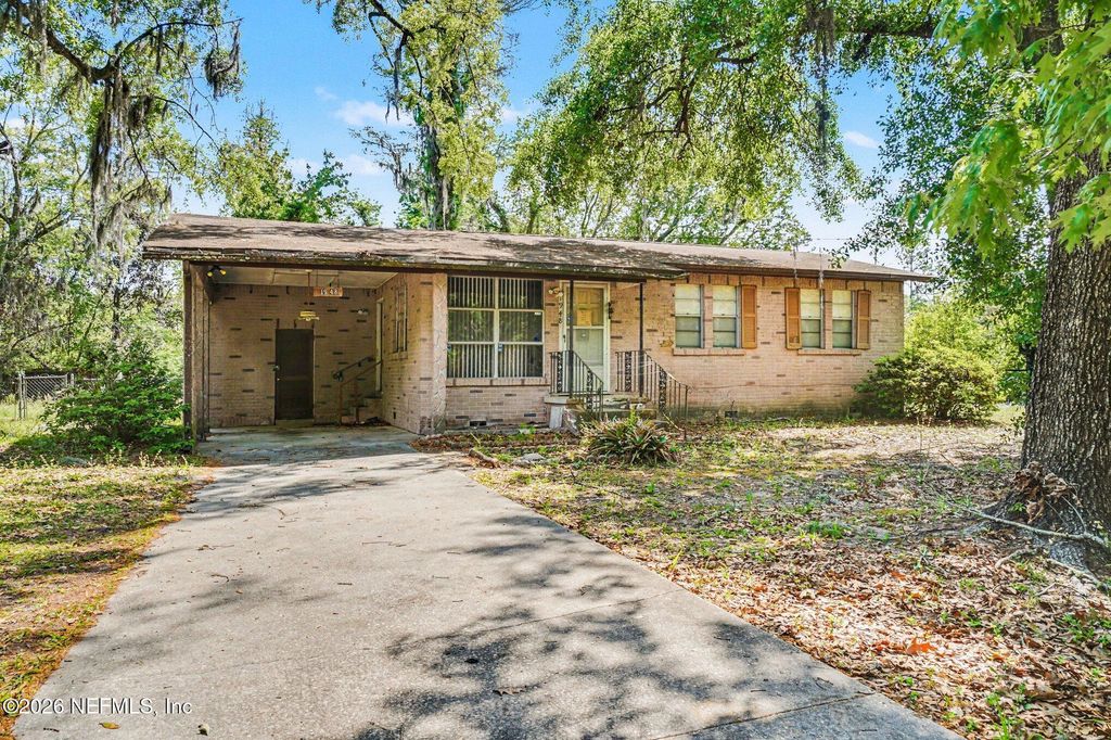 1948 MONTWARD Road, Jacksonville, FL 32218
