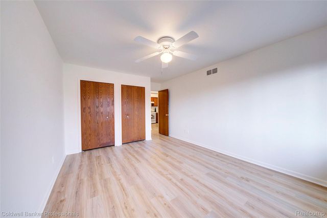 1964 Pine Court, Waterford Charter Township, MI 48328