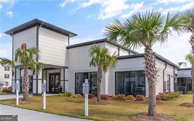 71 E Chapel Drive, Brunswick, GA 31525