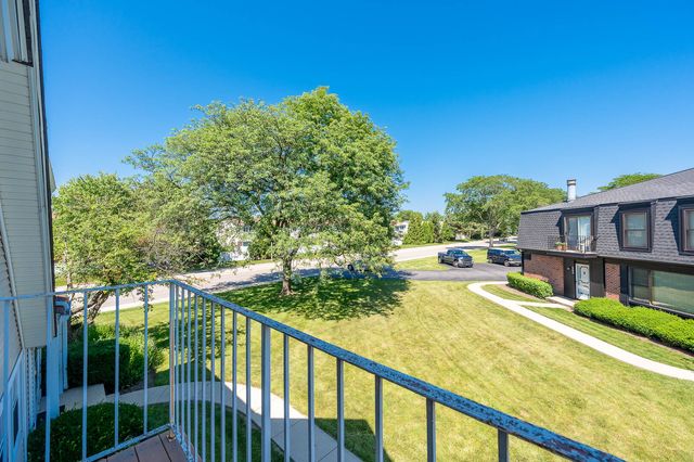 716 Inverrary Lane D, Deerfield, IL 60015