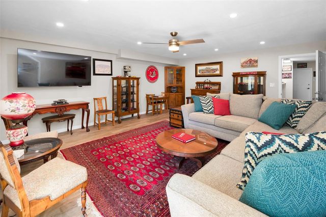 2353 HANOVER DRIVE, Dunedin, FL 34698