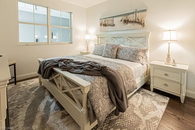 300 Dunes BLVD 105, Naples, FL 34110